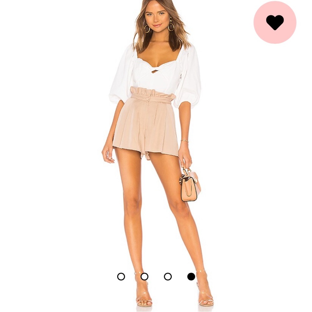 Lovers & Friends Tati Shorts ruffle waist sandstone S
